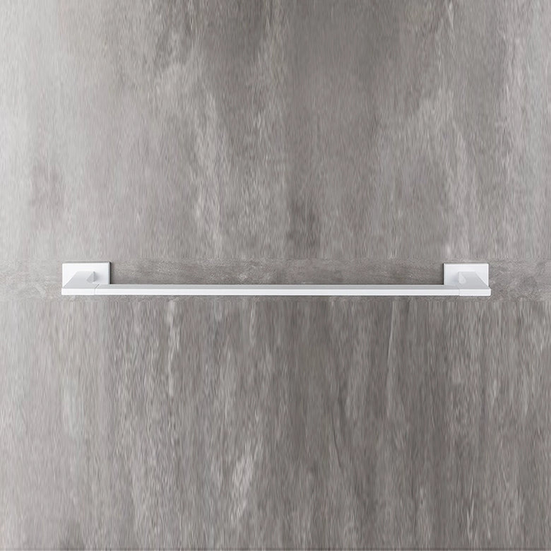 Colombo Look Porta Asciugamani 57 Cm Bianco Opaco montato a parete, vista del design e della finitura - Colombo Design