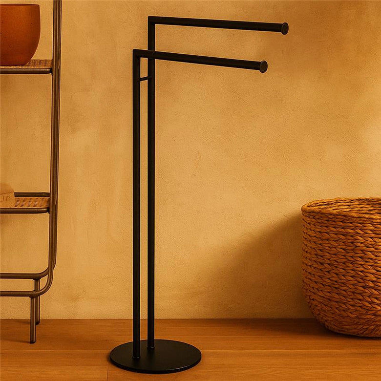 Colombo Mini piantana portasciugamani nero opaco montato a parete, vista del design e della finitura - Colombo Design
