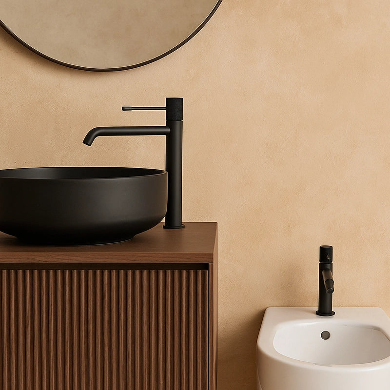 Coppia rubinetti lavabo alto e bidet senza scarico in ottone nero opaco Melin