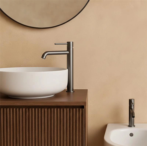 Coppia rubinetti lavabo alto e bidet senza scarico grigio metallico Memo