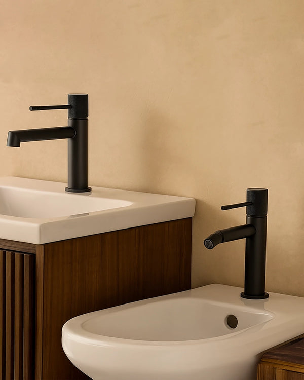 Coppia rubinetti lavabo e bidet senza scarico in ottone nero opaco Melin