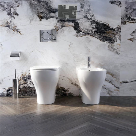 Coppia sanitari Touch a pavimento filo muro bianco lucido con sedile softclose