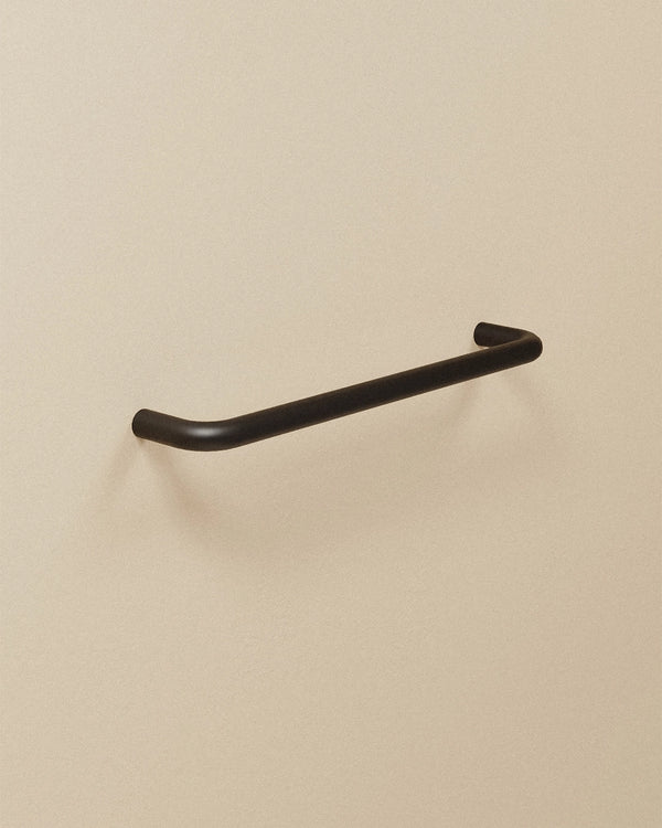 Cosmic B&W portasalviette 40 cm nero opaco WJC238A0064036