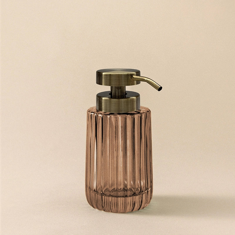 Cosmic Lido dispenser sapone in cristallo ambar rose montato a parete, vista del design e della finitura - Industrias Cosmic