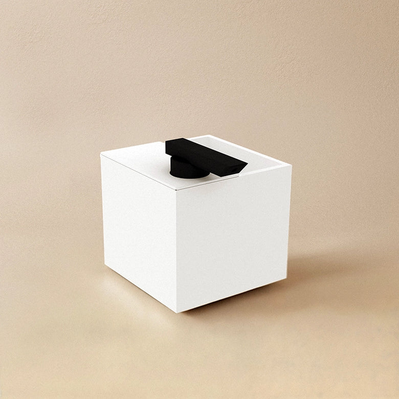 Dispenser portasapone con Portaspazzolini nero Satinato montato a parete, vista del design e della finitura - Industrias...