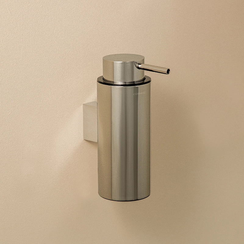 Dispenser porta sapone liquido a muro Inox Lucido Logic montato a parete, vista del design e della finitura - Industrias...