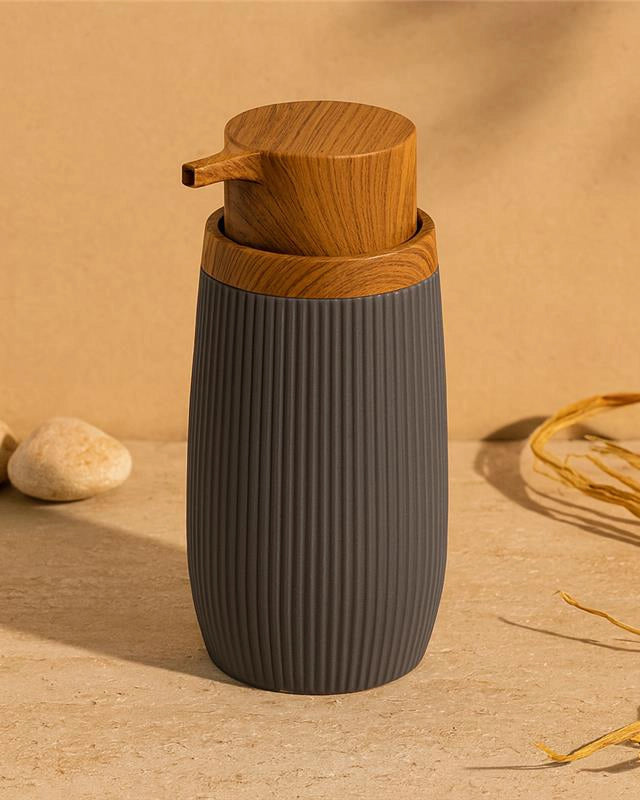 Dispenser sapone in plastica grigio London in abs e opaco montato a parete, vista del design e della finitura - Exagonshop