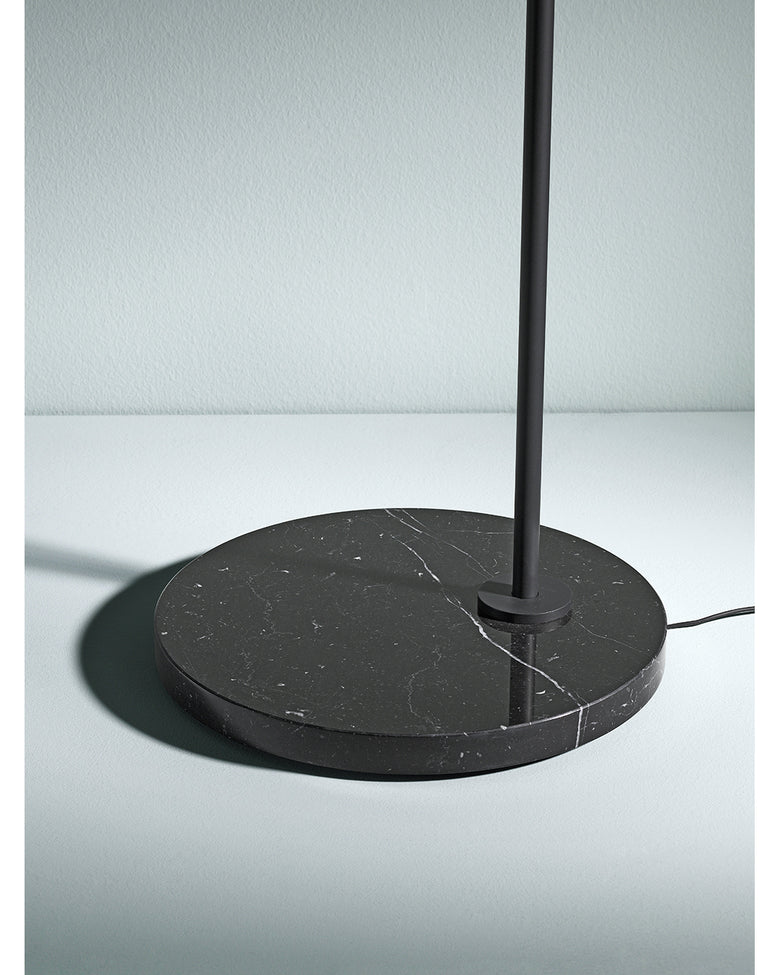 FLOS Captain Flint Lampada a pavimento 154 cm Antracite Marmo Nero F1530030 – vista 4