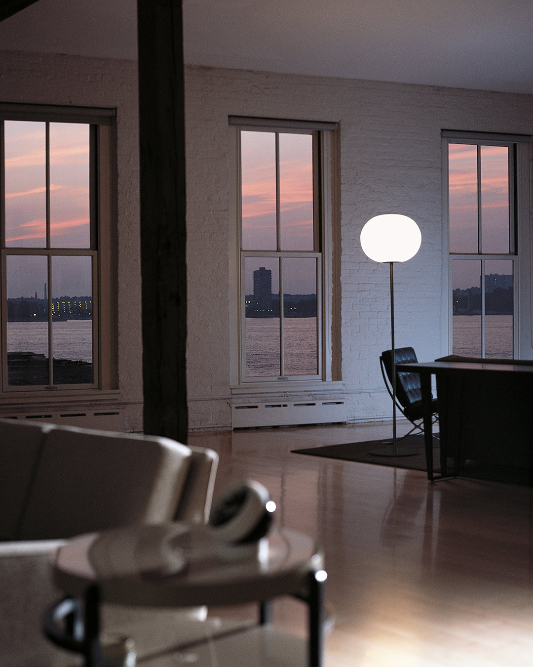 FLOS Glo-Ball Floor 3 lampada da pavimento 158 cm nero opaco F3030031 – vista 5