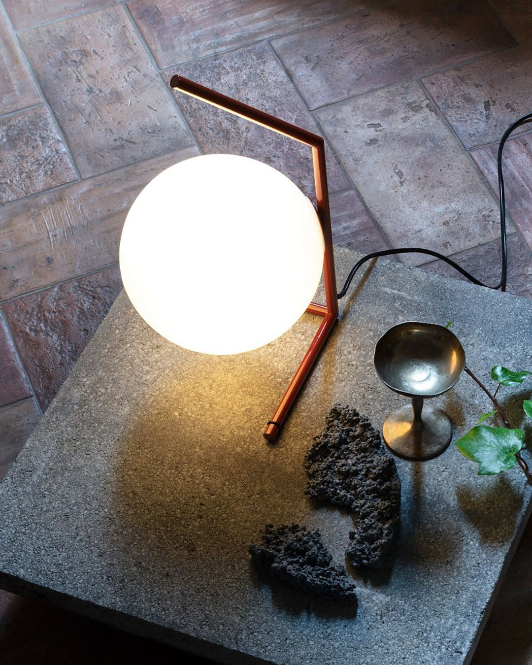 FLOS IC T1 Low Lampada da tavolo Rosso burgundy F3171035 – Flos