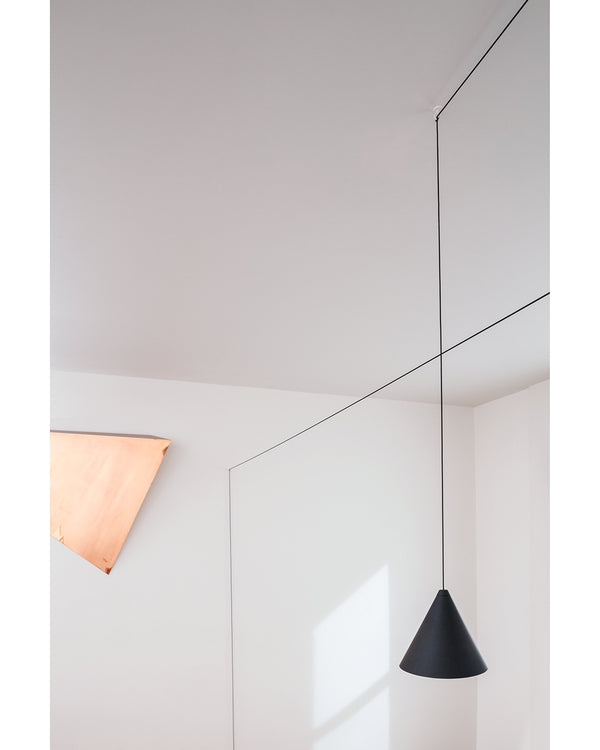 FLOS String Light Testa a Cono Lampada cavo 12 m Nero F6487030 – Flos