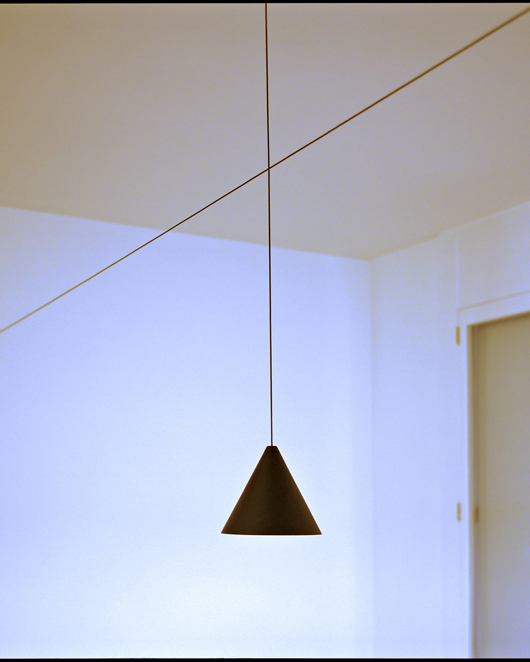 FLOS String Light Testa a Cono Lampada cavo 12 m Nero F6487030 – vista 6