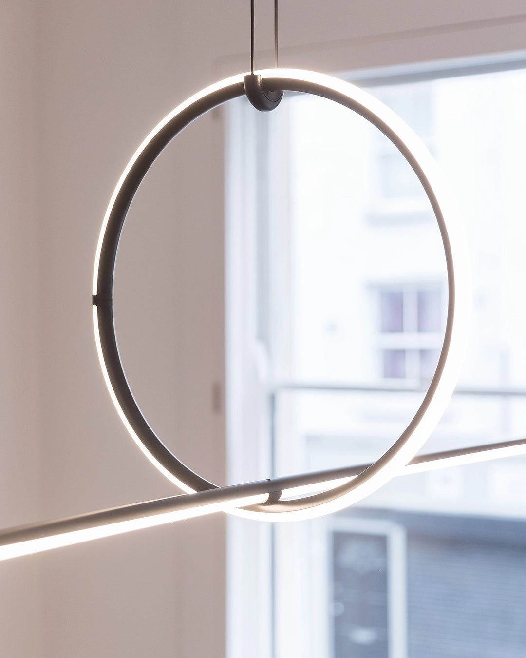 Flos Arrangements Line Rouns Small Lampada sospesa con rosone nero – vista 3
