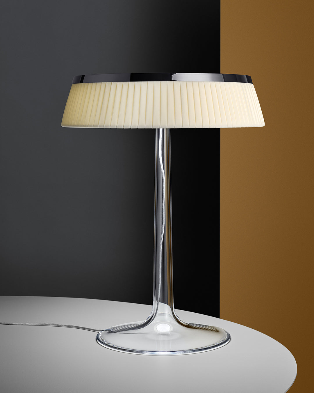 Flos Bon Jour Lampada Da Tavolo cromo con corona fabric F1032057 – Flos