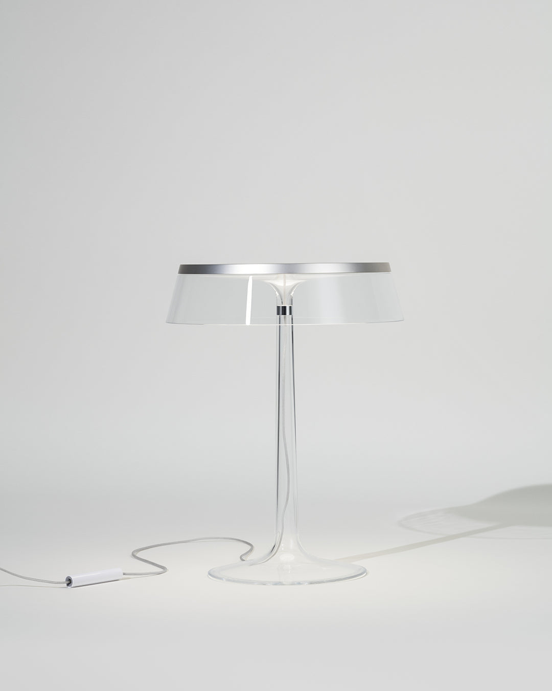 Flos Bon Jour Lampada Da Tavolo cromo con corona trasparente F1032057 – vista 3