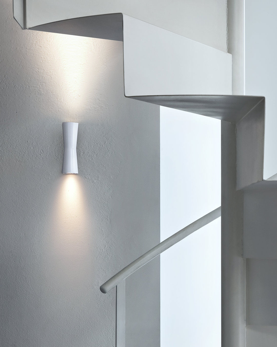 Flos Clessidra 40+40 Lampada a muro 601 lm bianco F1584009 – Flos