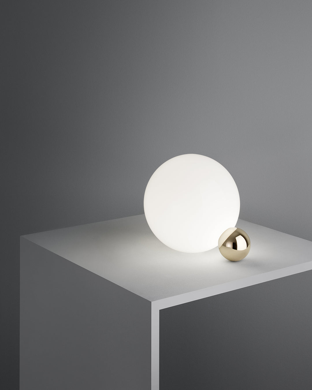Flos Copycat Lampada 30 cm da Tavolo in vetro e Oro 24k F1952044 – Flos
