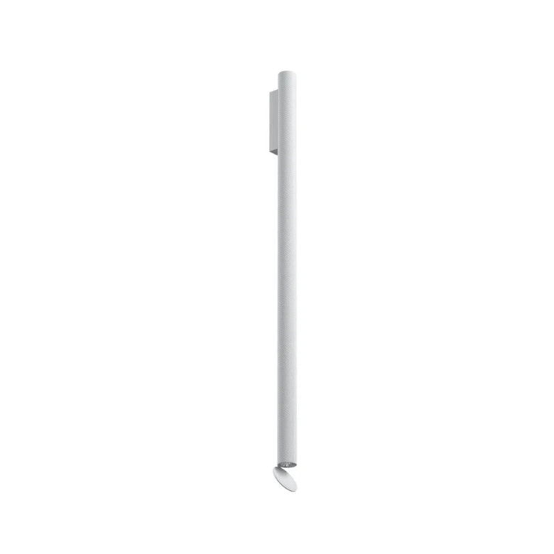 Flos Flauta Spiga Lampada 100 cm bianco a Parete indoor accesa in ambiente, design e diffusione della luce