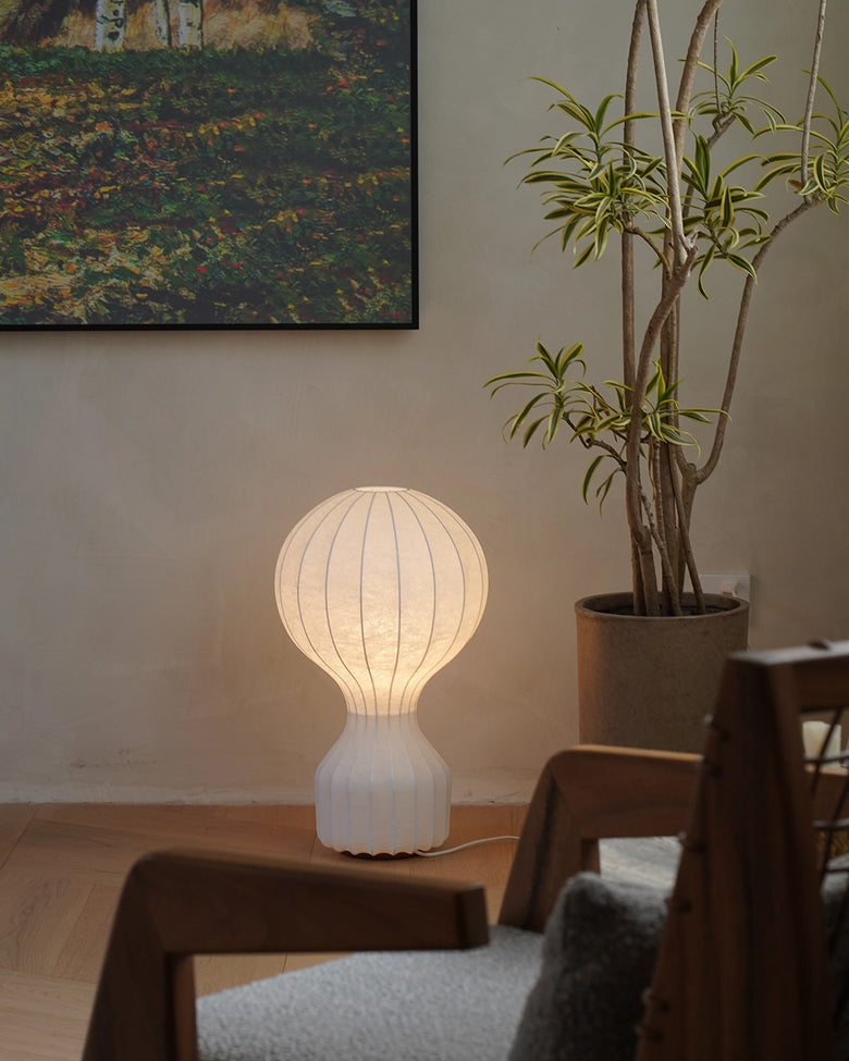 Flos Gatto Piccolo lampada Da Tavolo in resina cocoon Bianco F2701009 – vista 5