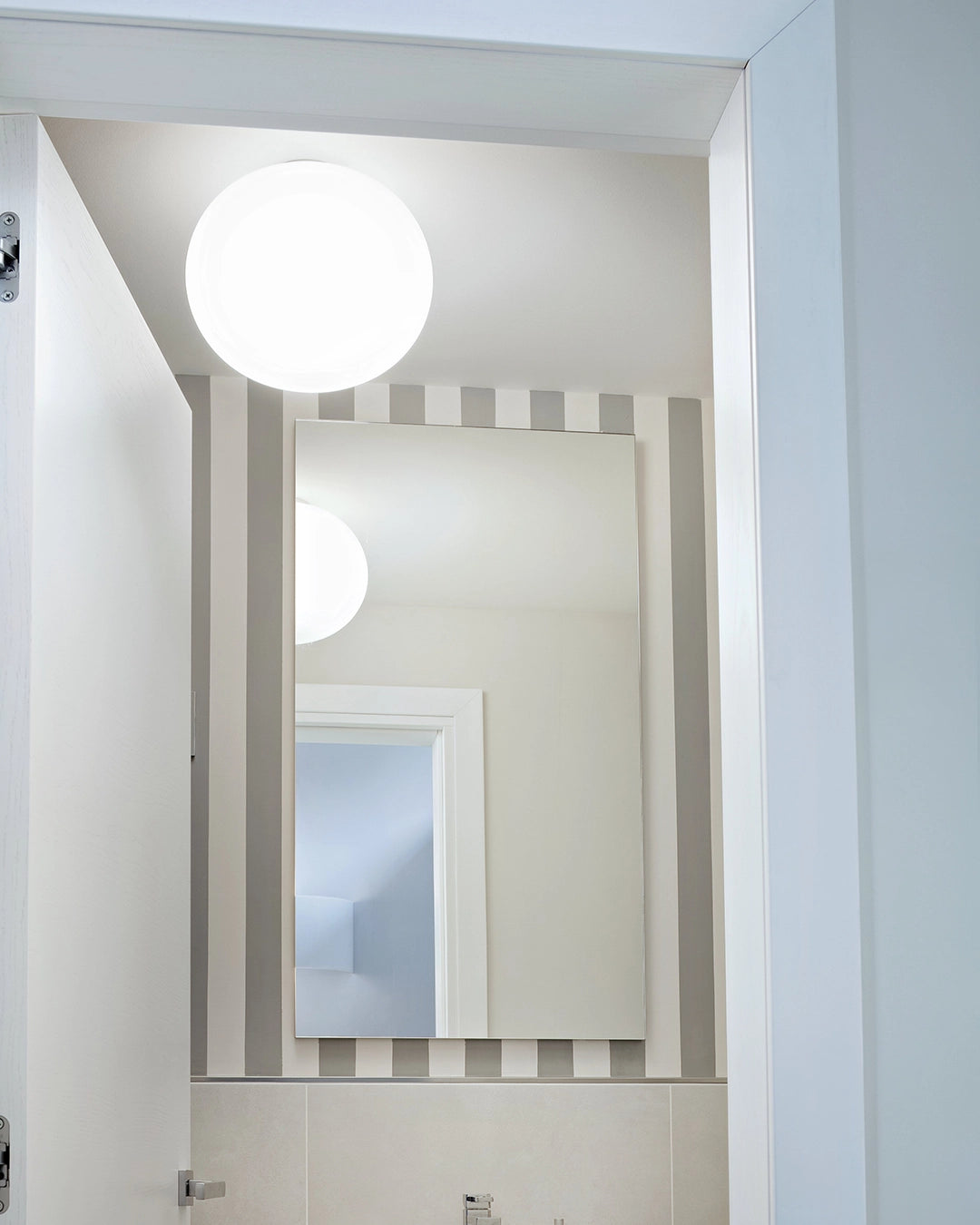 Flos Glo-Ball Ceiling 2 Lampada da parete soffitto bianco F3028000 – vista 2
