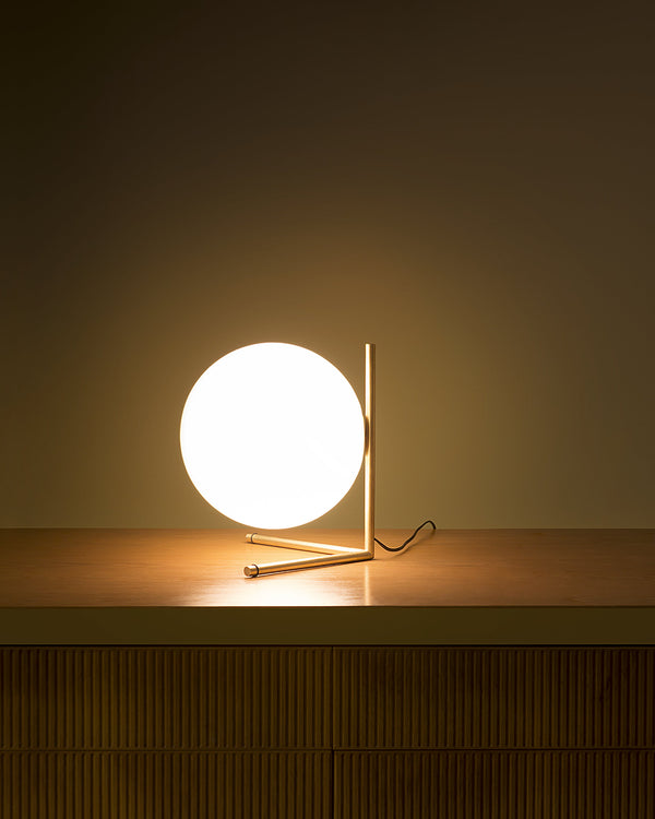 Flos IC Lights Table 2 Lampada da tavolo 30 cm ottone spazzolato F3172059