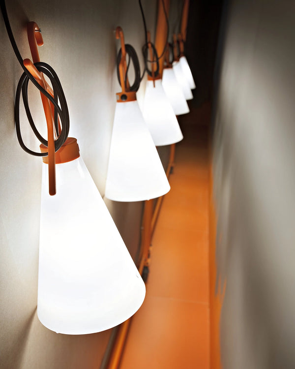Flos Mayday Lampada multiuso arancio per interni con cavo 485 cm F3780002