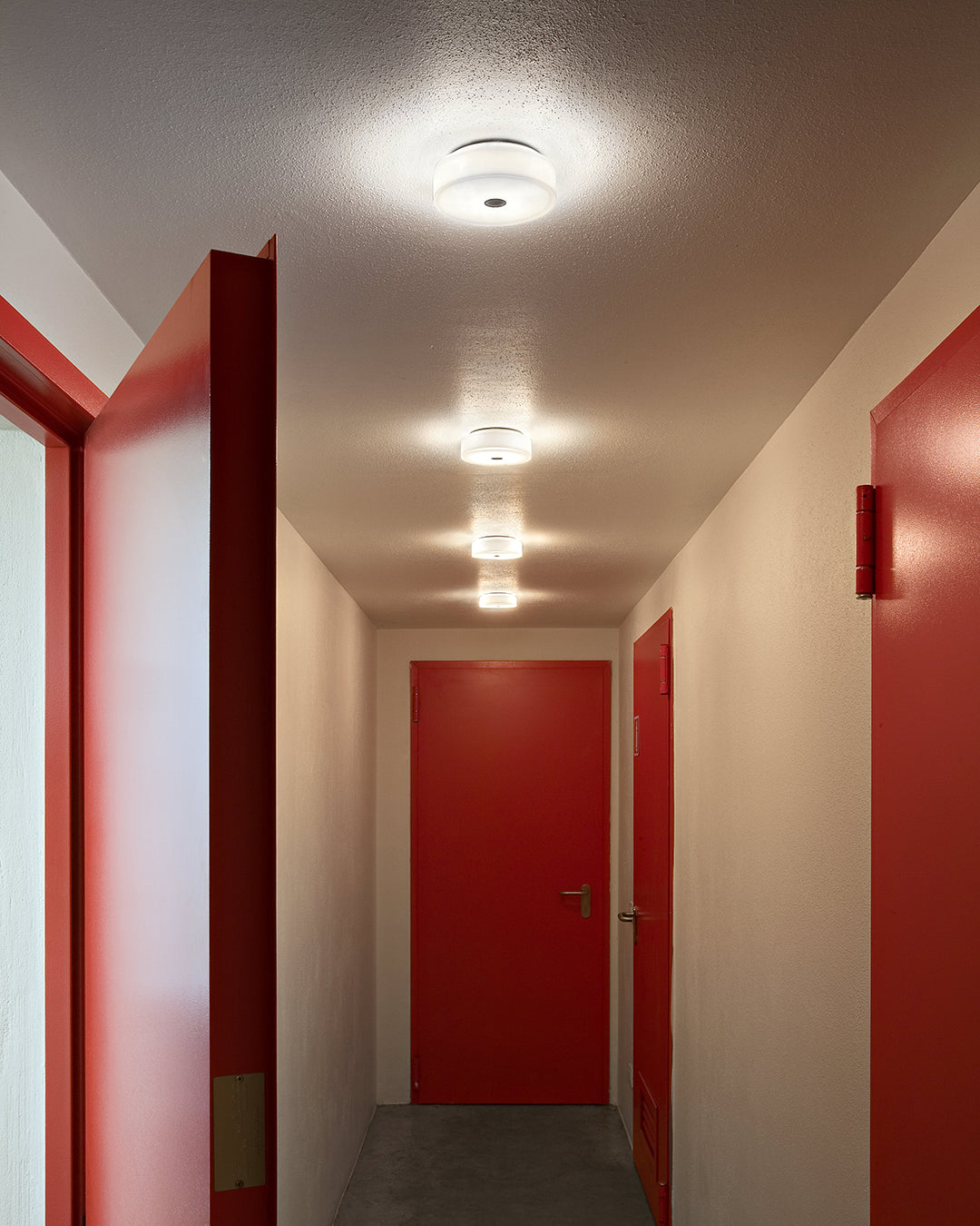 Flos Mini Button Lampada 14 cm Parete o soffitto bianco F1490009 – Flos
