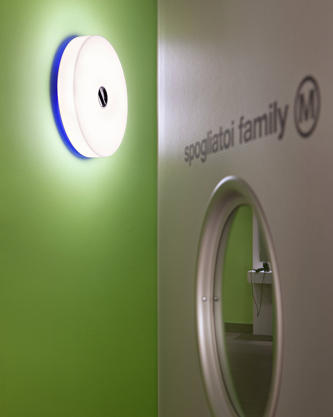 Flos Mini Button Lampada 14 cm Parete o soffitto bianco F1490009 – vista 2