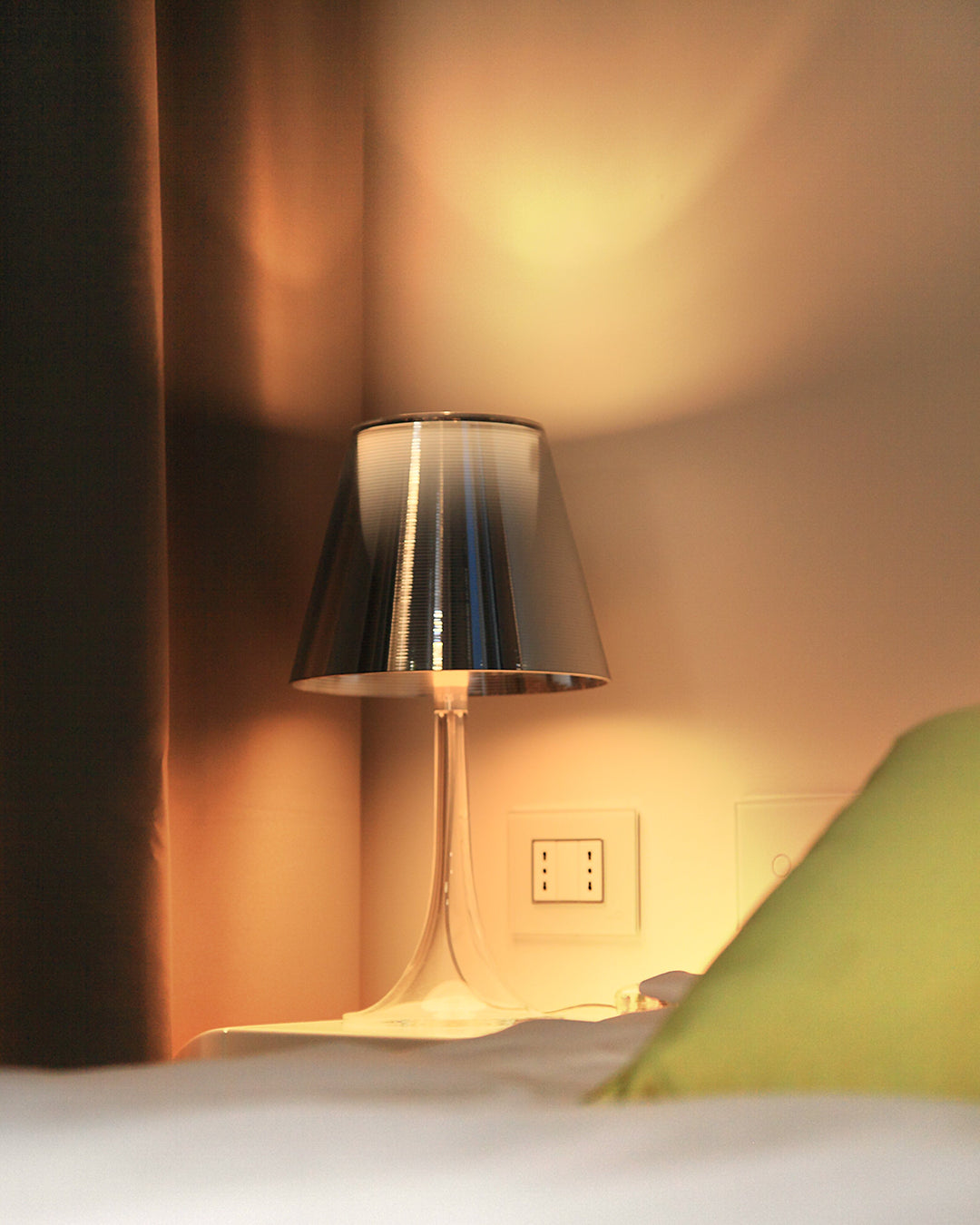 Flos Miss K Lampada da tavolo silver F6255000 – vista 4