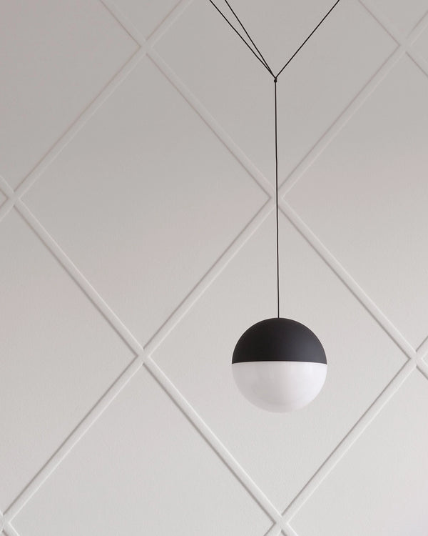 Flos String Light Sphere head Lampada sospesa cavo 22 m nero F6496030