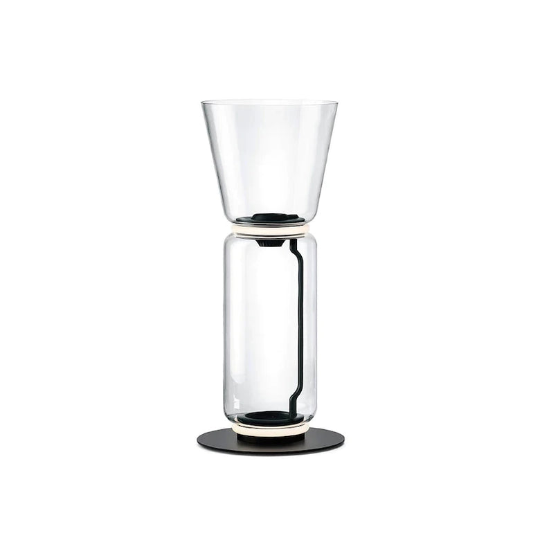 Flos Noctambule Floor 1 Lampada a pavimento nero High spenta, dettaglio del corpo lampada e dei materiali