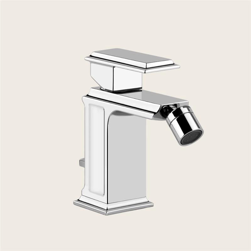 Gessi Eleganza Miscelatore bidet con scarico cromo Cromo Lucido, vista frontale della maniglia e della bocca di erogazione