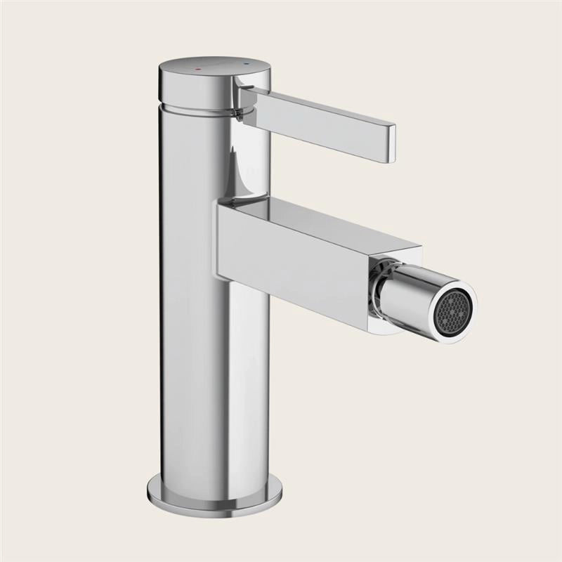 Hansgrohe Finoris Miscelatore bidet con piletta push open, vista frontale della maniglia e della bocca di erogazione