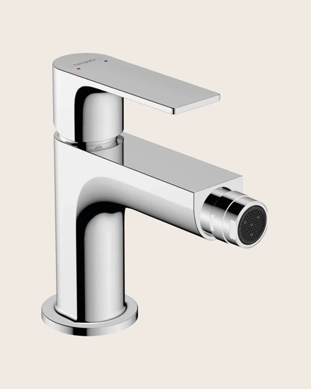 Hansgrohe Rebris E Miscelatore bidet Con Piletta Cromo, vista frontale della maniglia e della bocca di erogazione