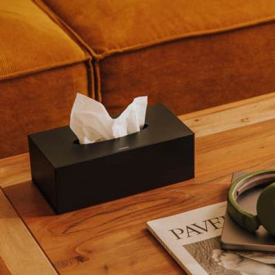 Kleenex Porta Fazzoletti A Parete Nero Opaco Cosmic, vista laterale del profilo a muro - Industrias Cosmic