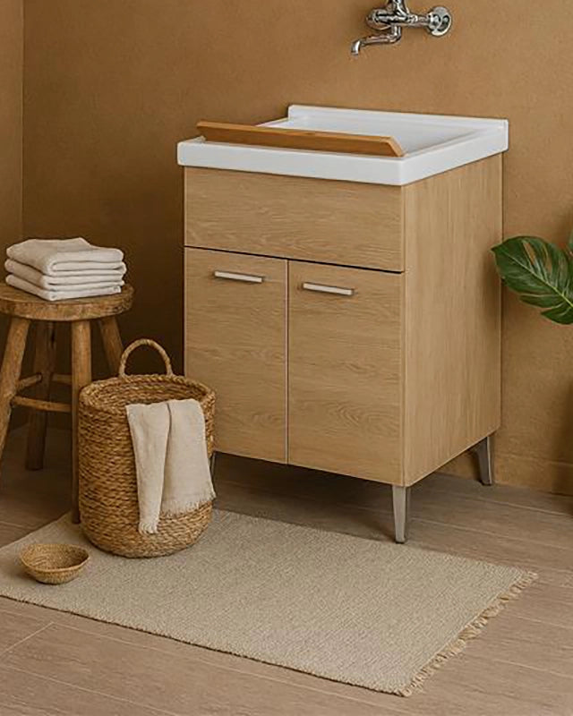 Lavatoio 60x50 rovere con vasca in resina e tavoletta Stella in lucido installato su lavello, vista della bocca e della...