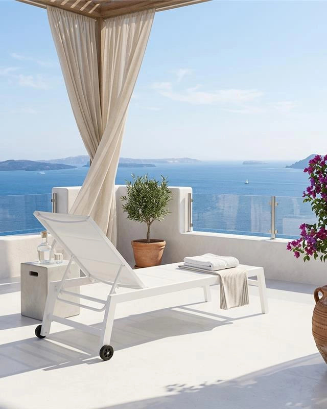 Lettino sdraio prendi sole da giardino con ruote in, vista laterale della struttura e del profilo - Exagonshop