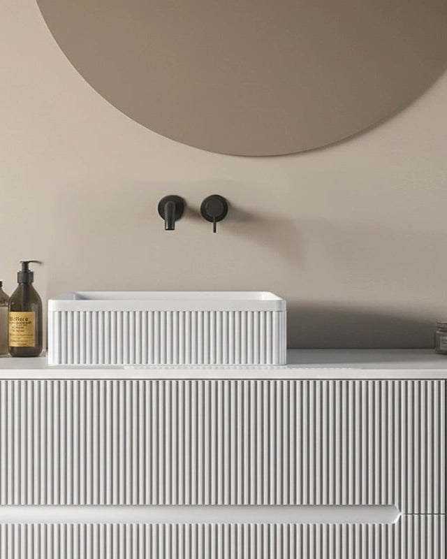 Mobile bagno 100x46 Urbino cannettato bianco opaco con anta, vista dall'alto del piano con lavabo - Exagonshop