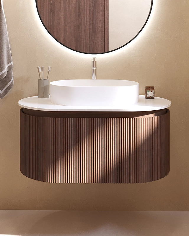 Mobile bagno 90x50 Siviglia cannettato quercia scuro lavabo in ceramica e opaco con lavabo e rubinetteria, vista frontale...