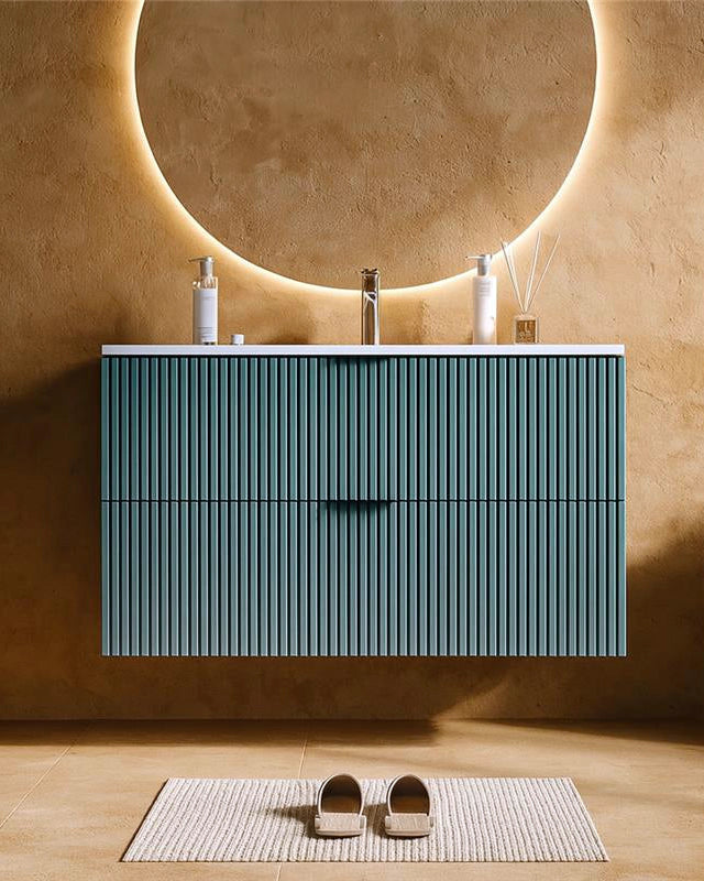 Mobile bagno 82x47 azzurro opaco cannettato Teramo con in ceramica e lucido con lavabo e rubinetteria, vista frontale su...
