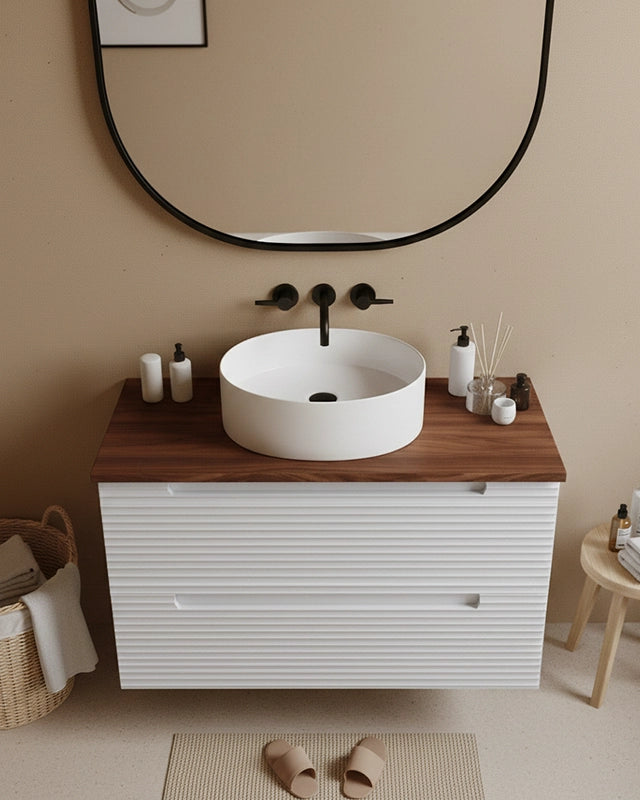 Mobile bagno bianco opaco 80x45 Mango top noce e lavabo, vista dall'alto del piano con lavabo - Exagonshop