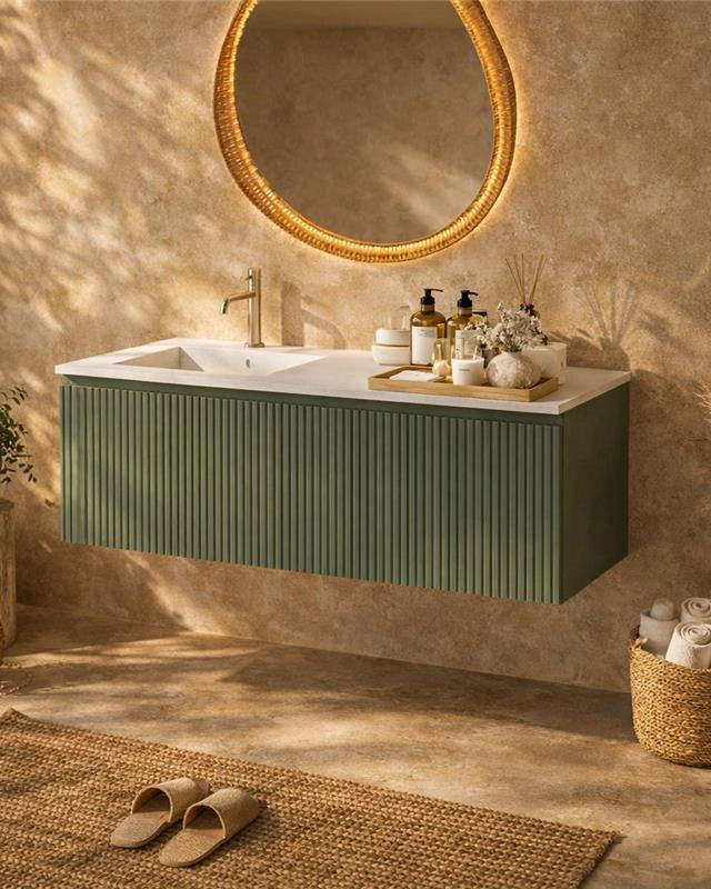 Mobile bagno cannettato 120X46 Pisa verde lavabo resina in mdf con lavabo e rubinetteria, vista frontale su sfondo neutro...