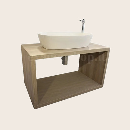 Mobile bagno 90 cm effetto legno Olmo senza lavabo con vano in naturale con lavabo e rubinetteria, vista frontale su...