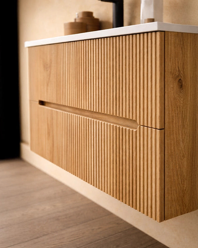 Mobile bagno rovere 70x46 cannettato Urbino con lavabo in, vista dall'alto del piano con lavabo - Exagonshop