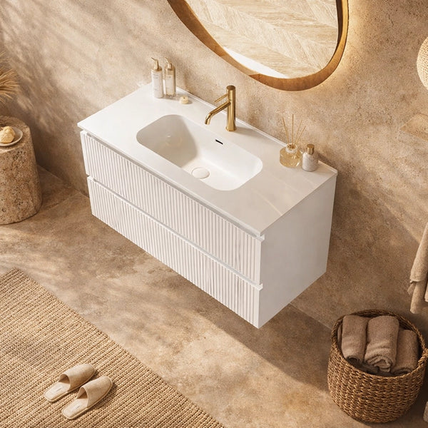 Mobile bagno cannettato 100X46 Pisa bianco opaco lavabo in in mdf e naturale con lavabo e rubinetteria, vista frontale su...