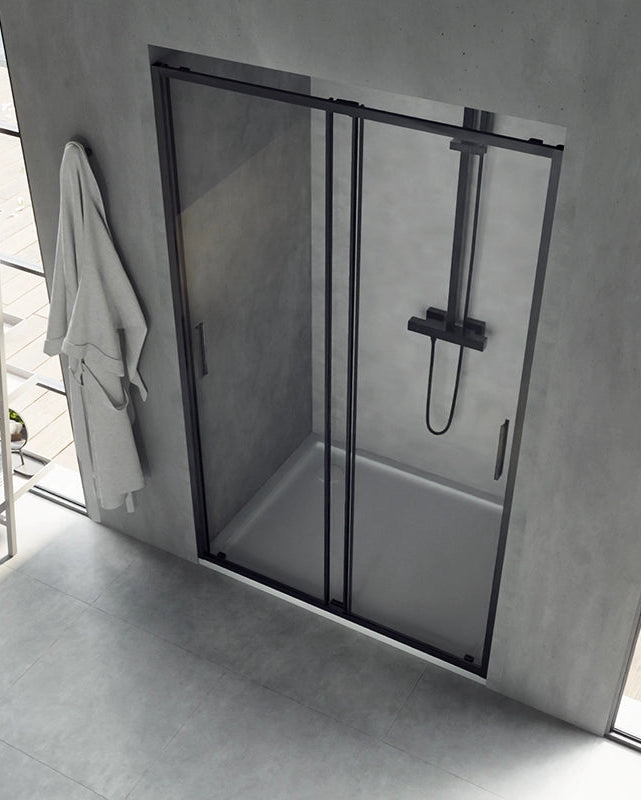 Nicchia doccia 120 scorrevole Rio vetro 6 mm trasparente H installato in bagno moderno con ante in vetro temperato...