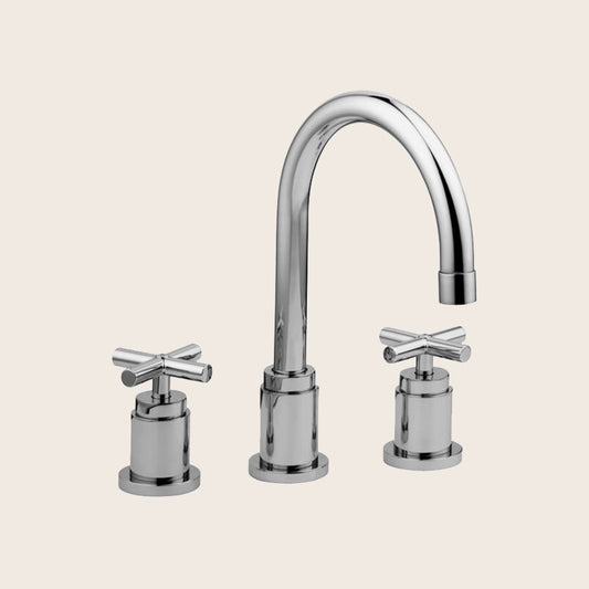 Paffoni Quattro QTV055 Gruppo lavabo 3 fori con scarico ambientato su piano bagno con accessori
