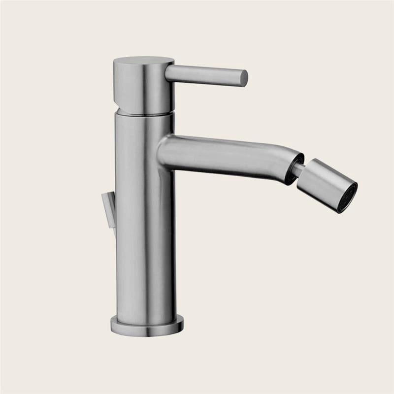 Paffoni Steel miscelatore bidet acciaio con scarico in acciaio inox, vista frontale della maniglia e della bocca di...