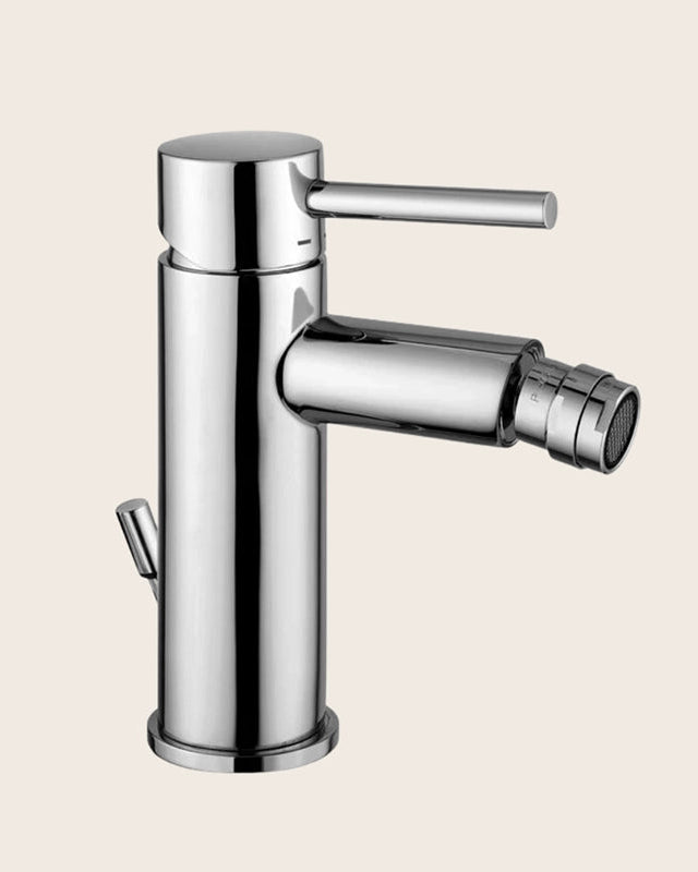 Paffoni Stick Sk130h Miscelatore bidet con Scarico, vista frontale della maniglia e della bocca di erogazione