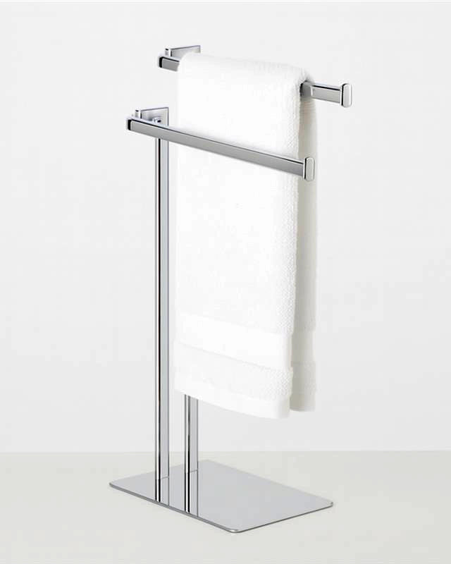 Piantana portasciugamani in acciaio cromo Fusion Cromo Lucido montato a parete, vista del design e della finitura...